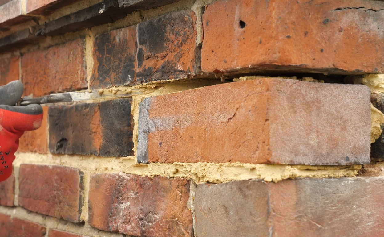 Professional tuckpointing and repointing services in Beaumont, TX